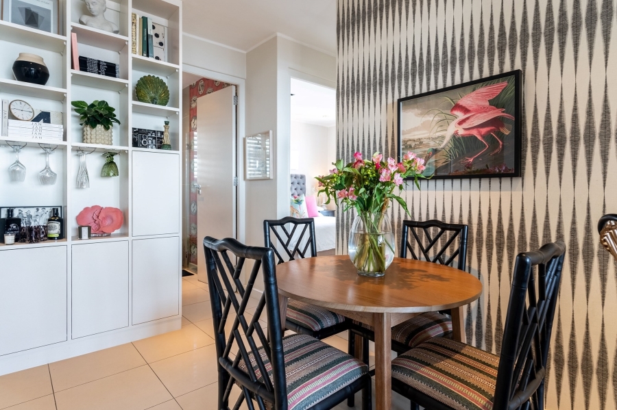 2 Bedroom Property for Sale in Sea Point Western Cape